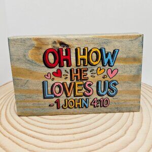 Handcrafted Home Decor Faith "Oh How He Loves Us" Mini Wood Sign Tiered Tray